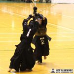 男子個人決勝、八木(国士舘)が吉川(小山)から延長でメンを決めて優勝。