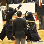 準決勝1、先鋒、次鋒と引き分けとなったが中堅戦で麗澤瑞浪・沖が九学・岩切から1本勝ちし均衡を破る。